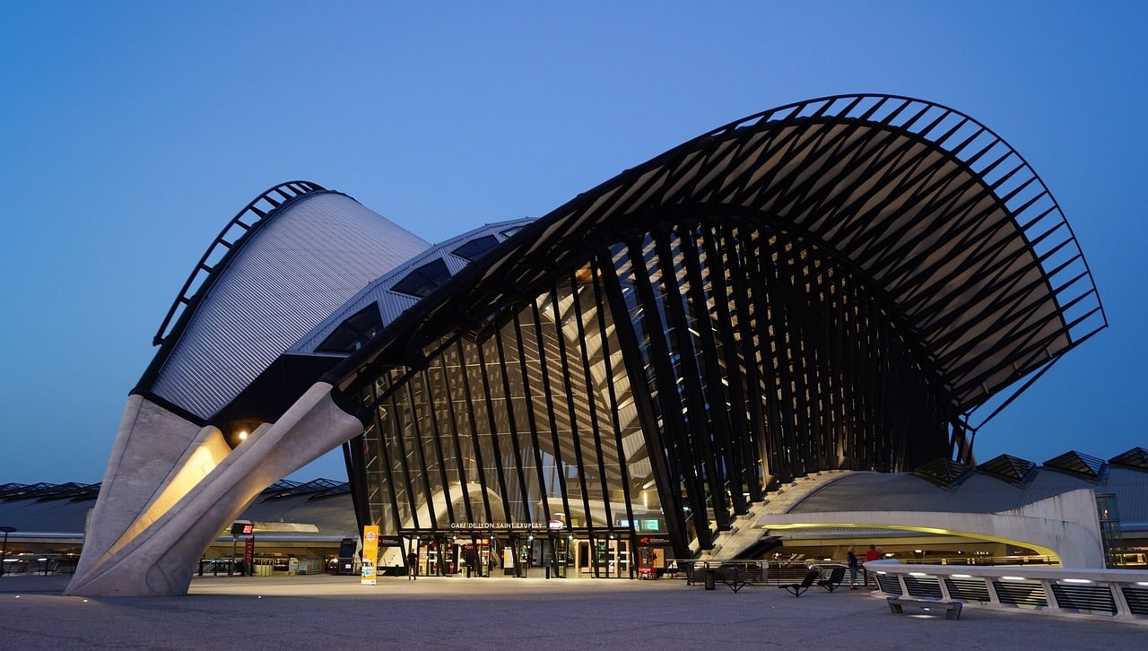 lyon-5109185_1280