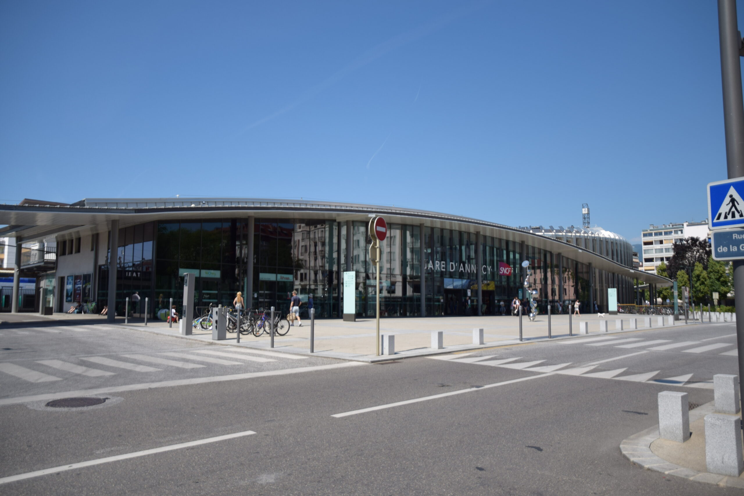 Annecy_station_(35466633296)